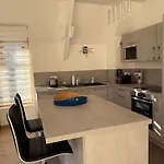 La Presqu'ile 2 Bedrooms With Terrace And Garage Lejlighed *