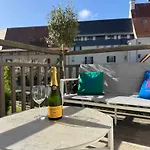 Apartment La Presqu'ile 2 Bedrooms With Terrace And Garage