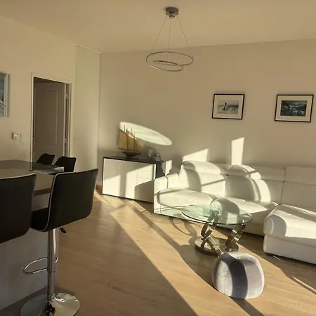 Daire La Presqu'ile 2 Bedrooms With Terrace And Garage Deauville