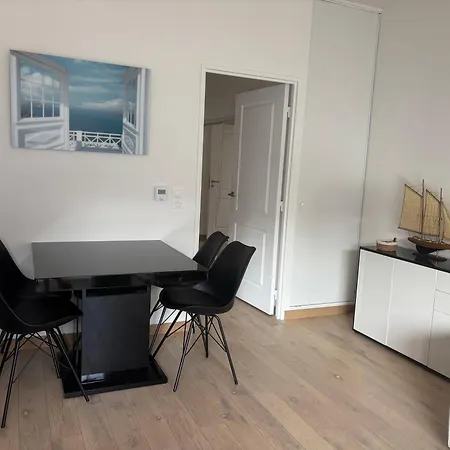 Lägenhet La Presqu'ile 2 Bedrooms With Terrace And Garage Deauville
